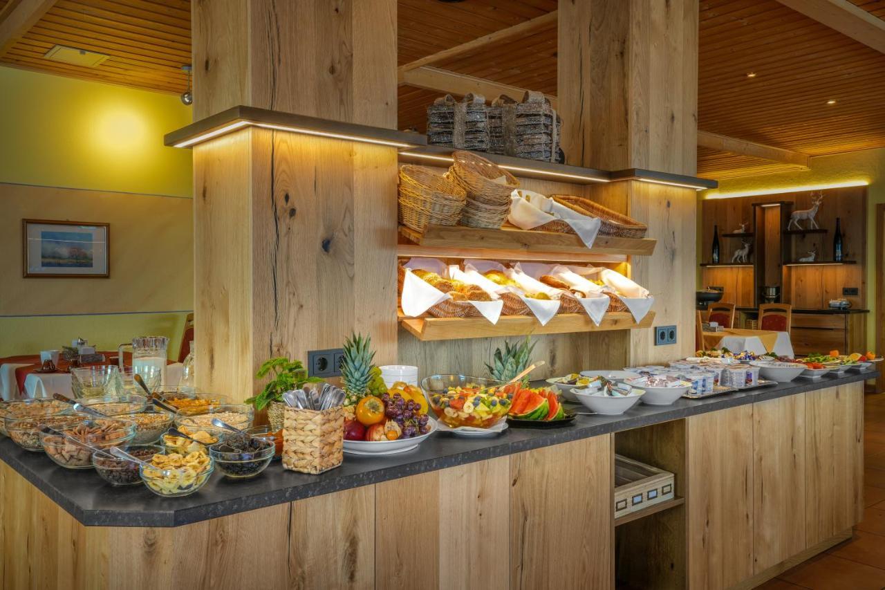 Landhotel Magdalenenhof Gbr 茨维泽尔 外观 照片