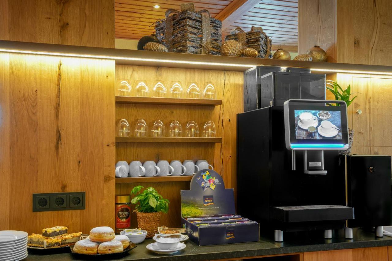 Landhotel Magdalenenhof Gbr 茨维泽尔 外观 照片