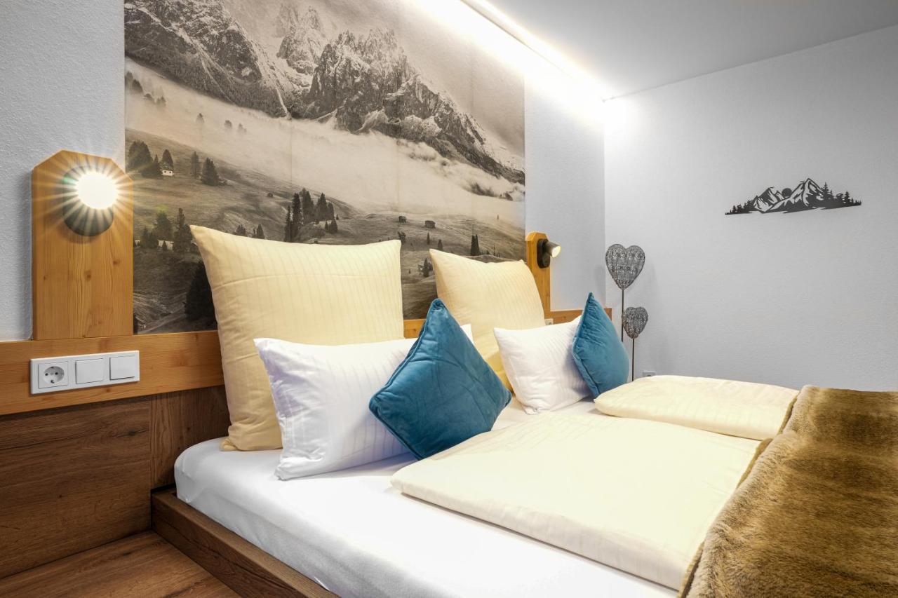 Landhotel Magdalenenhof Gbr 茨维泽尔 外观 照片